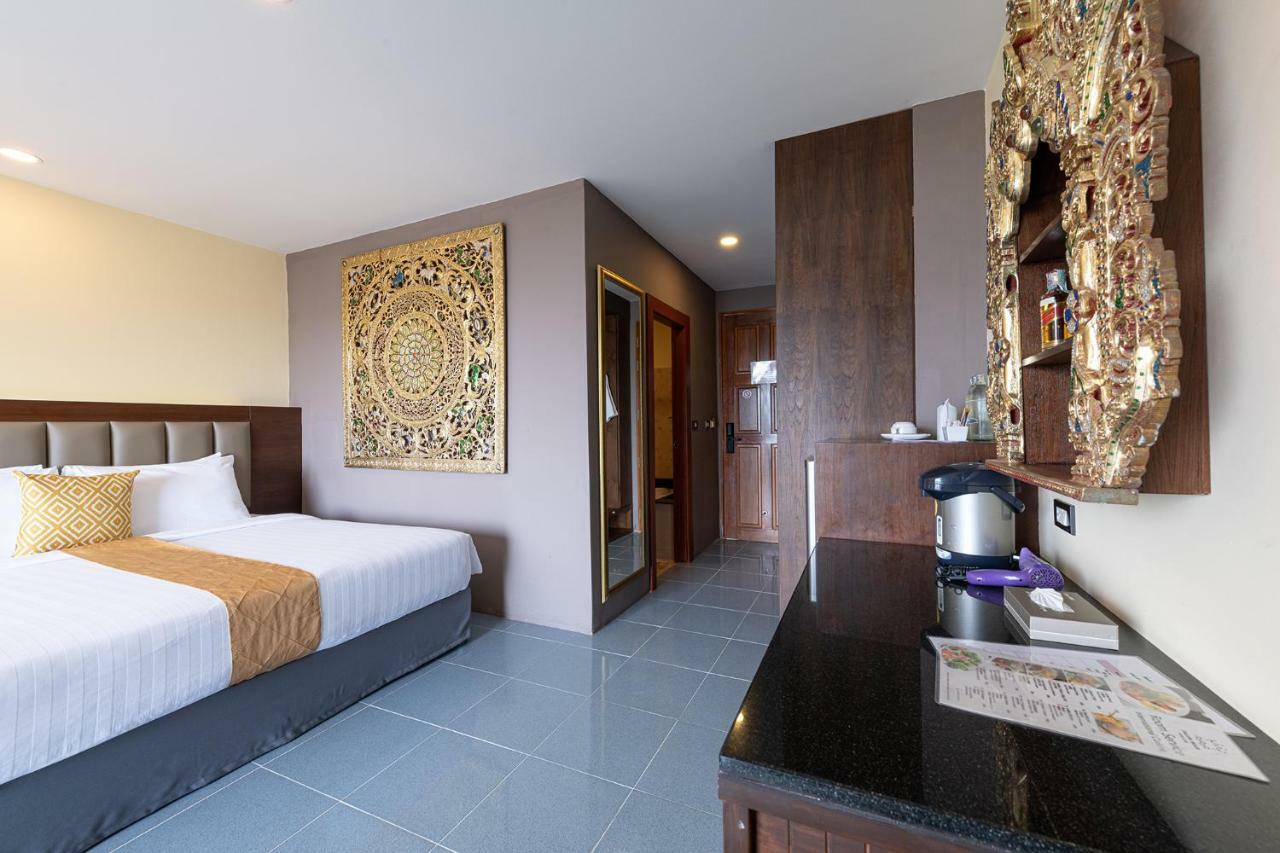 Blue Beach Grand Resort And Spa Rawai 外观 照片