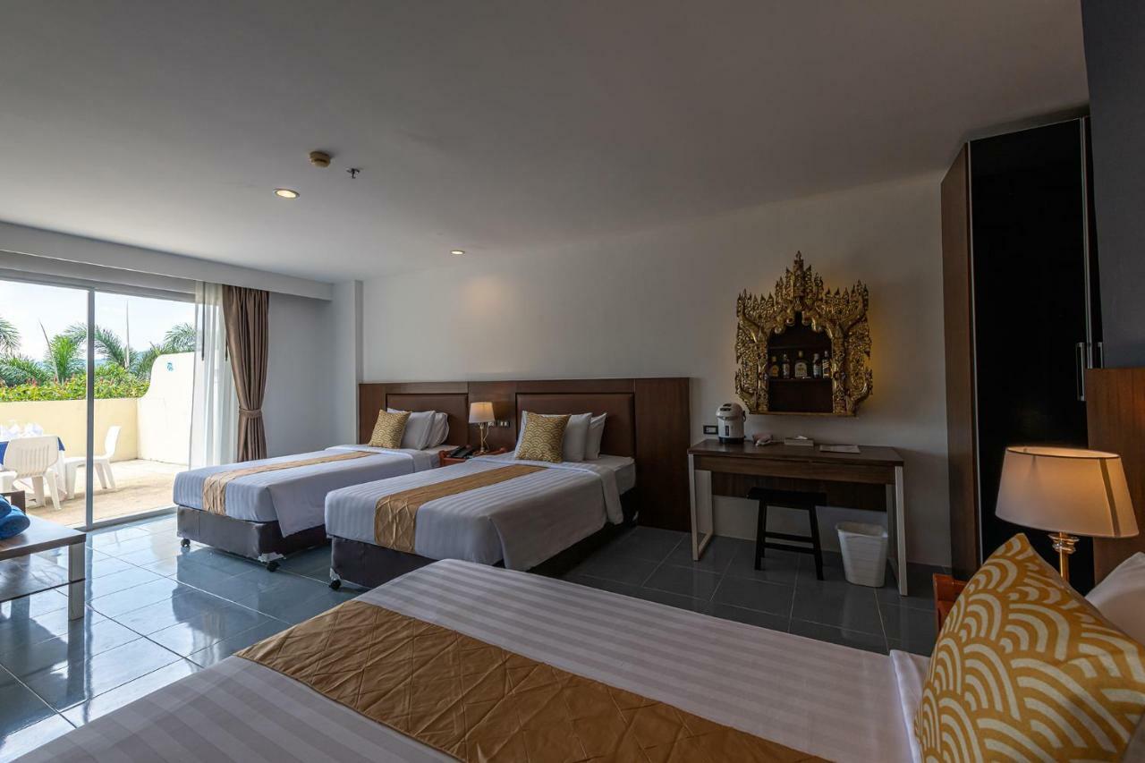 Blue Beach Grand Resort And Spa Rawai 外观 照片